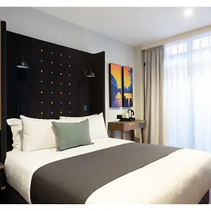 3* Отель Point A Parnell Street