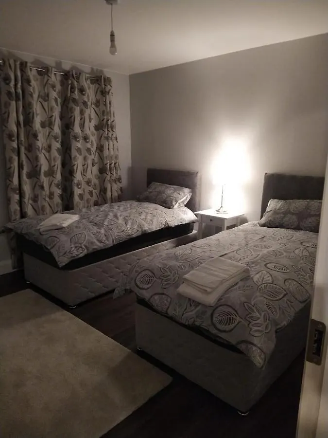 Spacious Two Bedroom City Apartment Longs Place, Dublin 8 0*,